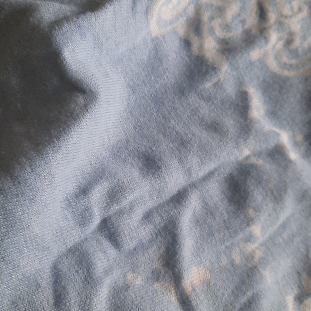 Sweater - Picture 7 of 9